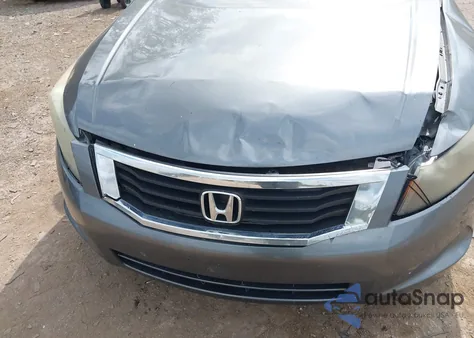 2010 Honda Accord 2.4 Lx z USA, uszkodzony, nr VIN 1HGCP2F36AA074929